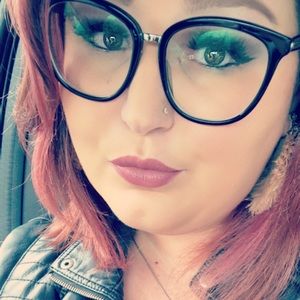 Meet your Posher, Breanna